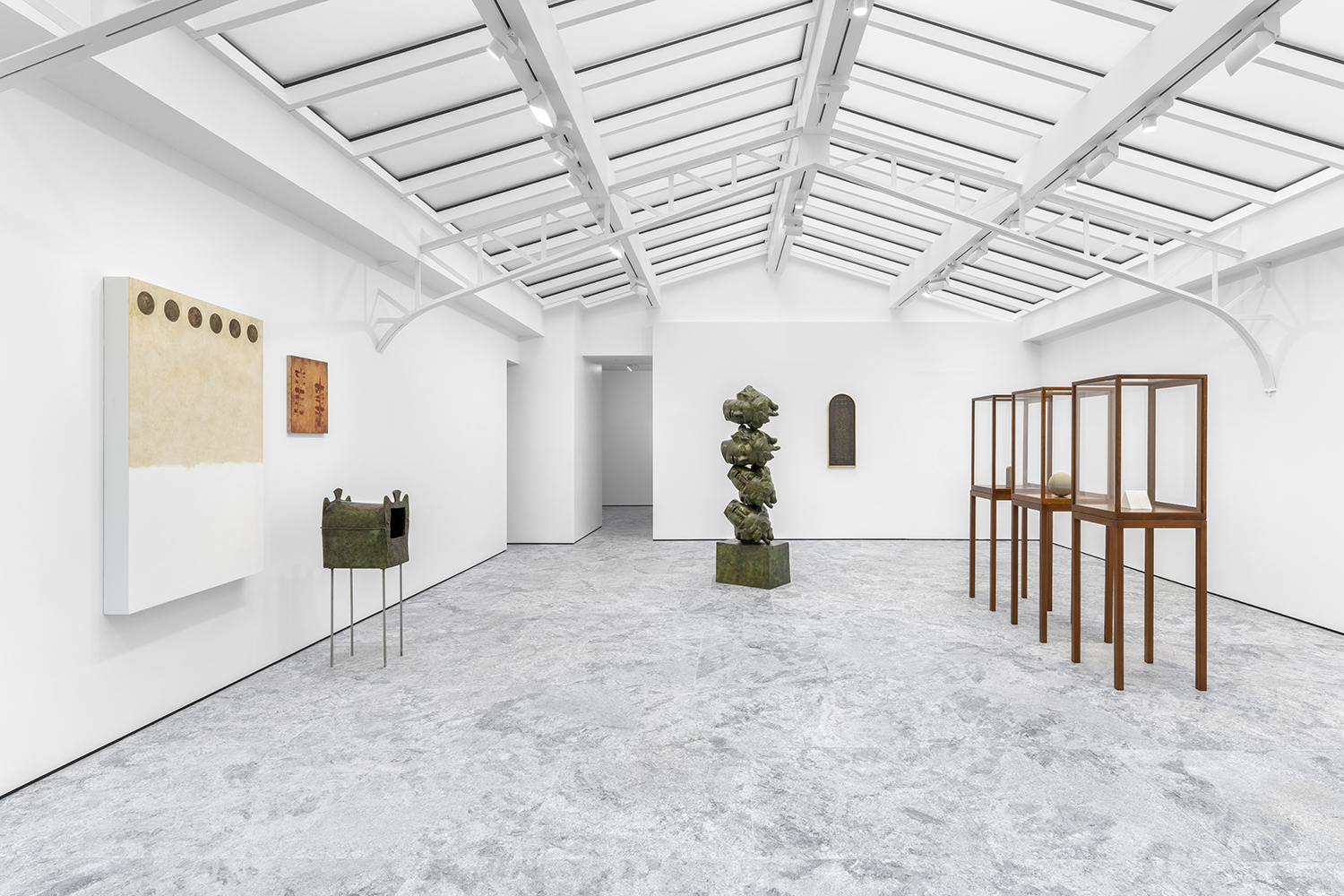 Exhibition view - Byars/Sarin